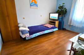 Rovinj-Rovinjsko Selo,savršeni ,namješteni stan 43,7m2 + parking, Rovinj, Kвартира