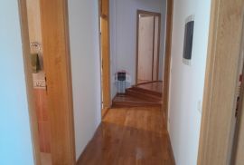 Istra,Valbandon,veliki stan u prizemlju sa terasama, Fažana, Apartamento