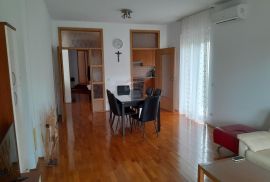 Istra,Valbandon,veliki stan u prizemlju sa terasama, Fažana, Apartamento