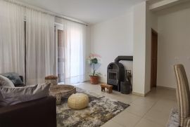 Stan u prizemlju s okućnicom u blizini Poreča, Poreč, Appartement