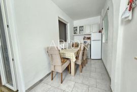 Viškovo, etaža u prizemlju sa okućnicom, Viškovo, Appartement