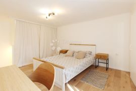 Zagreb centar 36m2 novoadaptiran parking podno grijanje,Trg Fr. Republike, Donji Grad, Appartement