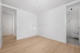 OPATIJA, LUKSUZNI STAN, 2S+DB, BALKON, LIFT, BAZEN, Opatija, Appartamento