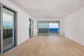 OPATIJA, LUKSUZNI STAN, 2S+DB, BALKON, LIFT, BAZEN, Opatija, Appartamento