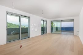 OPATIJA, LUKSUZNI STAN, 2S+DB, BALKON, LIFT, BAZEN, Opatija, Appartamento