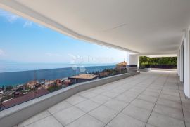 PENTHOUSE s bazenom, PANORAMSKI POGLED, Opatija, Wohnung