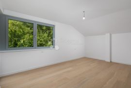 PENTHOUSE s bazenom, PANORAMSKI POGLED, Opatija, Kвартира