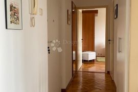 NOVORENOVIRAN MODERAN STAN - TRNSKO 51 m2, Novi Zagreb - Zapad, Appartement