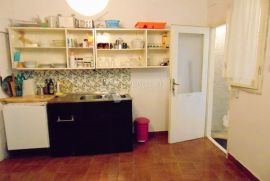 Stan za adaptaciju u strogom centru Rovinja, Rovinj, Appartment