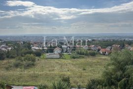 Borčec, obiteljska kuća 327m2,s prekrasnim pogledom i okućnicom 1090m2, Zagreb, Haus