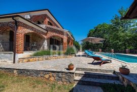 Poreč,Kurjavići,Villa sa bazenom 220 m2,2000m2 okućnice, Višnjan, Σπίτι