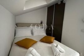 Moderan dvosobni stan sa panoramskim pogledom, Crikvenica, Apartamento