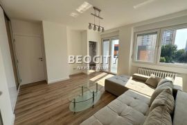 Novi Sad, Liman, Bulevar Cara Lazara, 2.0, 53m2, Novi Sad - grad, Apartamento