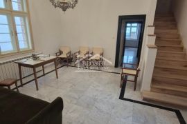 Voždovac - Voždovačka crkva - 94m2 ID#23180, Voždovac, Casa