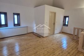 Voždovac - Voždovačka crkva - 94m2 ID#23180, Voždovac, Casa