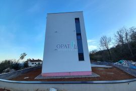 Opatija-Ika dvoetažan stan 2S+DB, 98.84 m2, Opatija - Okolica, Flat