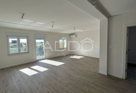 ĐAKOVO,NOVOGRADNJA!STAN TROSOBNI 2 KAT 74,90 M2,U URBANOJ VILI!PRILIKA!TOP DESTINACIJA!!, Đakovo, Apartamento