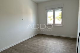 ĐAKOVO,NOVOGRADNJA!STAN TROSOBNI 2 KAT 74,90 M2,U URBANOJ VILI!PRILIKA!TOP DESTINACIJA!!, Đakovo, Appartamento