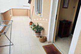 Zadar - komforan stan 82m2 s terasom 20m2! 228000€, Zadar, Wohnung