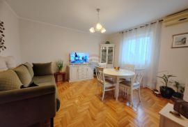 OTOK KRK,GRAD KRK-lijepo uređeni apartman, Krk, Flat