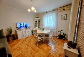 OTOK KRK,GRAD KRK-lijepo uređeni apartman, Krk, Kвартира