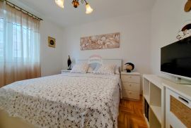 OTOK KRK,GRAD KRK-lijepo uređeni apartman, Krk, Kвартира