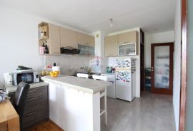 Velika Gorica, Kromosovo naselje, stan 64m2, Velika Gorica, Apartamento