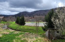 Gorski Kotar, Lokve - samostojeća kuća sa okućnicom uz potok 1282 m2, Lokve, Kuća