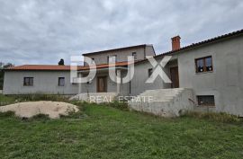 ISTRA, ROVINJ - Vila u izgradnji s prostranom okućnicom, Rovinj, House