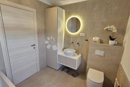 BULEVARD STAN 112.40M2 U NOVIJOJ ZGRADI, Rijeka, Stan