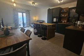 BULEVARD STAN 112.40M2 U NOVIJOJ ZGRADI, Rijeka, Stan