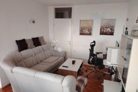 TOP LOKACIJA SA PANORAMSKIM POGLEDOM I LIFTOM, Rijeka, Apartamento