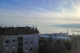 TOP LOKACIJA SA PANORAMSKIM POGLEDOM I LIFTOM, Rijeka, Daire