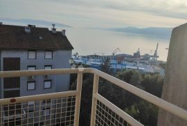 TOP LOKACIJA SA PANORAMSKIM POGLEDOM I LIFTOM, Rijeka, شقة