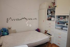 TOP LOKACIJA SA PANORAMSKIM POGLEDOM I LIFTOM, Rijeka, Apartamento