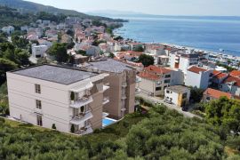 Tučepi novogradnja stan sa vrtom, Tučepi, Apartamento