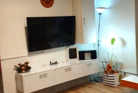 LOVRAN - STAN S GALERIJOM, 29,20 M2, Lovran, Appartamento