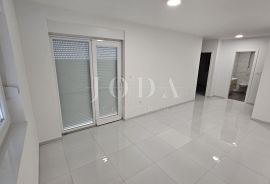 Crikvenica dvoetažni stan, Crikvenica, Appartement