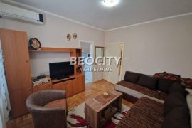 Novi Sad, Sajam, Majevička, 1.5, 40m2, Novi Sad - grad, Flat