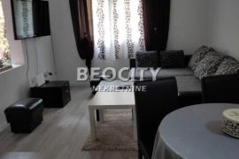 Novi Sad, Centar, Svetosavska, 1.5, 40m2, Novi Sad - grad, Apartamento