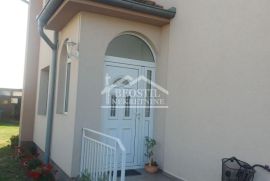 Surčin - Dobanovci - 160m2 ID#18993, Surčin, Casa