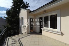 Izdavanje, vila u Zemunu ID#20245, Zemun, Дом