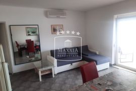 Maslenica - stan 132m2 PRVI RED do mora! 341000€, Jasenice, Kвартира