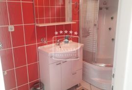 Maslenica - stan 59m2 PRVI RED do mora! 176000€, Jasenice, Appartement