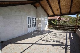 Seline - kuća katnica pogled more cca 150m od mora! 159000€, Starigrad, Kuća