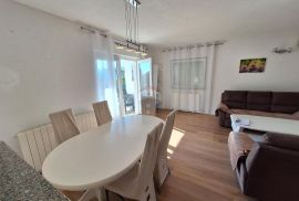 KASTAV, Trinajstići - odličan stan za 6 radnika, Kastav, Appartment