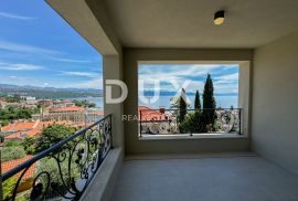 OPATIJA, CENTAR - 3S+DB stan 140m2 u novogradnji u centru Opatije, garaža, terasa, pogled na more, Opatija, Apartamento