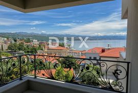 OPATIJA, CENTAR - 3S+DB stan 140m2 u novogradnji u centru Opatije, garaža, terasa, pogled na more, Opatija, Appartement