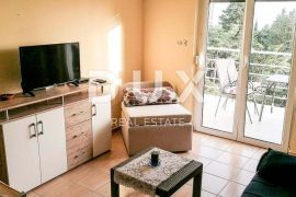 STARIGRAD PAKLENICA - apartmanska kuća blizu mora, Starigrad, Maison