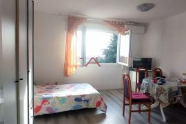 Drenova, uredna garsonijera, 24 m2, Rijeka, Flat